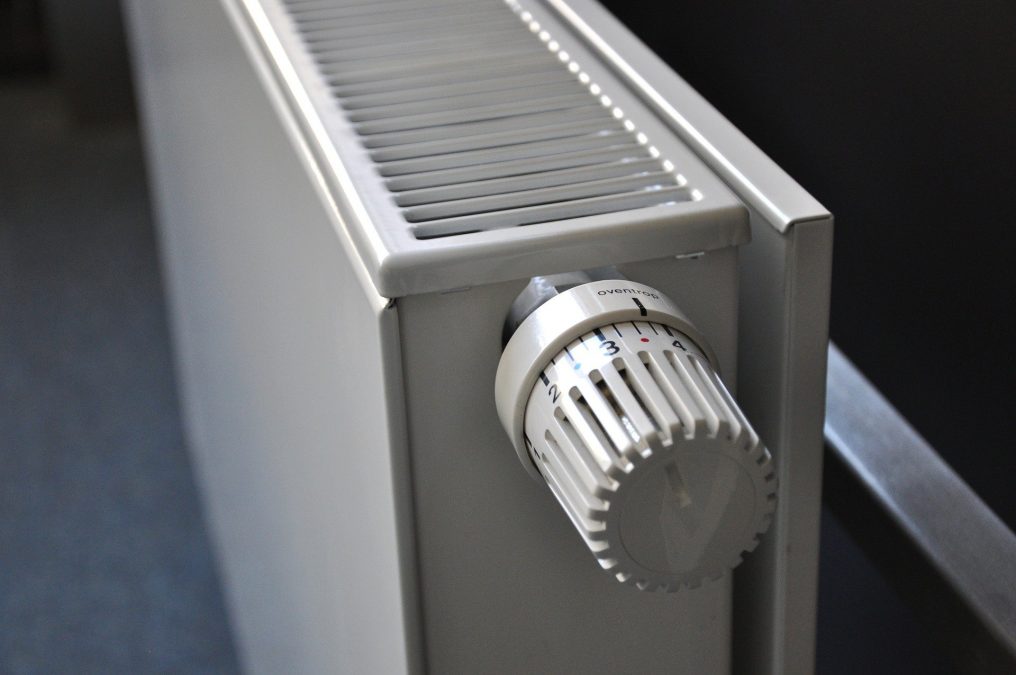 Odvzdušnit radiátor je vhodné ve chvíli, kdy je zahřátý.